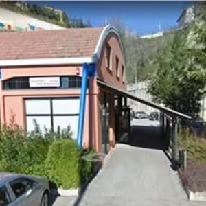 Ingresso esterno della Biblioteca regionale “Angelo Camillo De Meis”