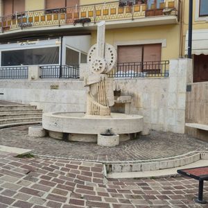 Facciata dell'edificio comunale - Tollo (CH)